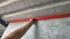 Comment coller correctement le feutre anti-condensation sous la tôle : guide complet étape par étape