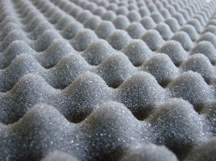 Mousse acoustique en polyuréthane 200x100cm 40mm ondulée