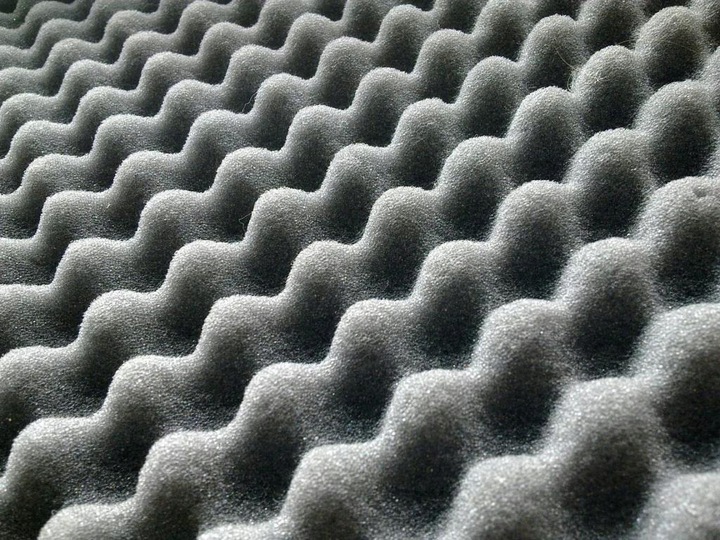 Mousse acoustique en polyuréthane 200x100cm 40mm ondulée