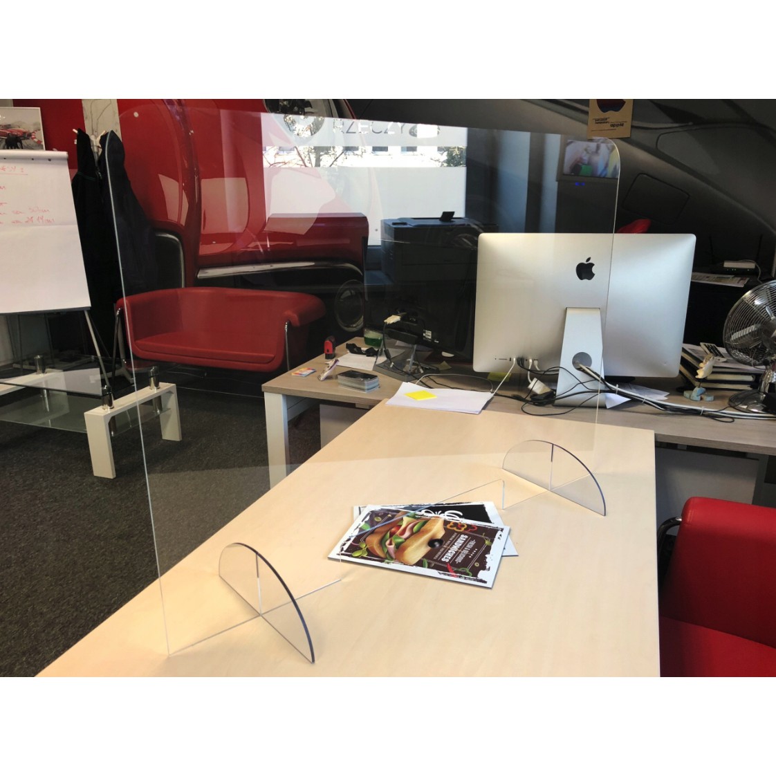 plexiglas protecteur pour comptoir avec ouverture barrière de protection en polycarbonate megamix.sk