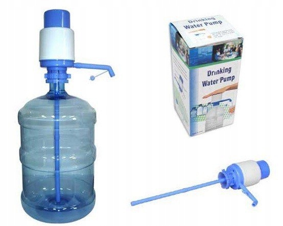 Pompe à eau manuelle universelle avec réduction 5l megamix.sk