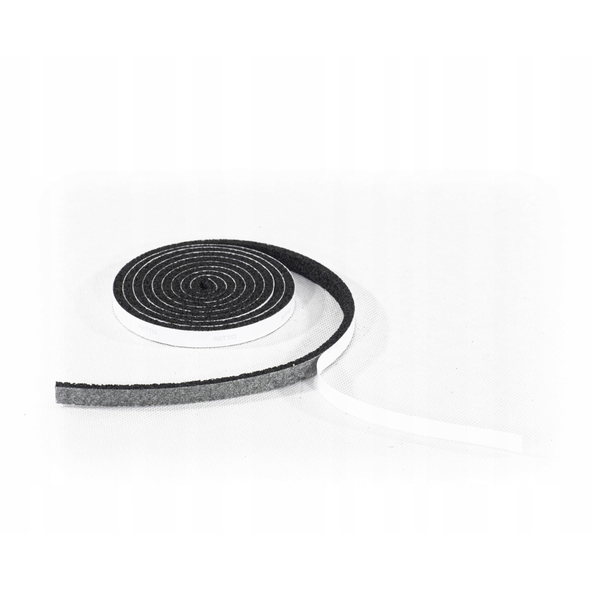 joint d'étanchéité adhésif pour porte 5mm 1x200cm U5s megamix.sk