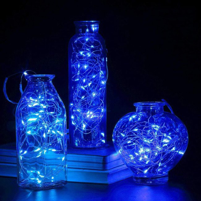 fil lumineux 100 pcs LED couleur bleue 10m sur piles AA megamix.sk