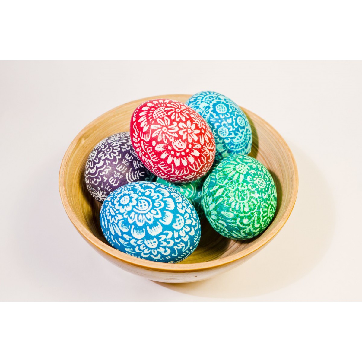 décoration d'œufs de Pâques vente décorations pysanky peintes percées megamix.sk
